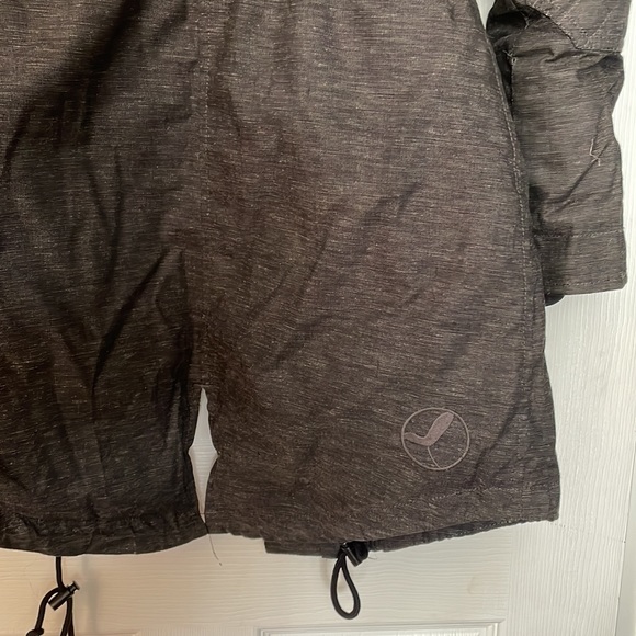 Aritzia Winter Coat - Picture 4 of 13